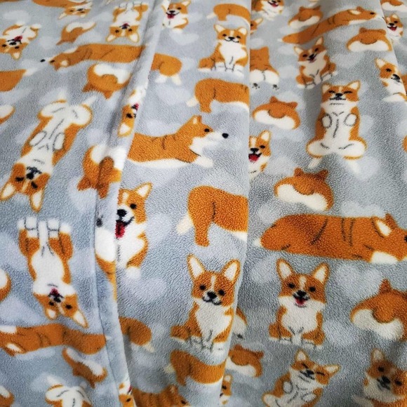 Corgi Fleece Throw Blanket 54"x60" - Picture 6 of 10